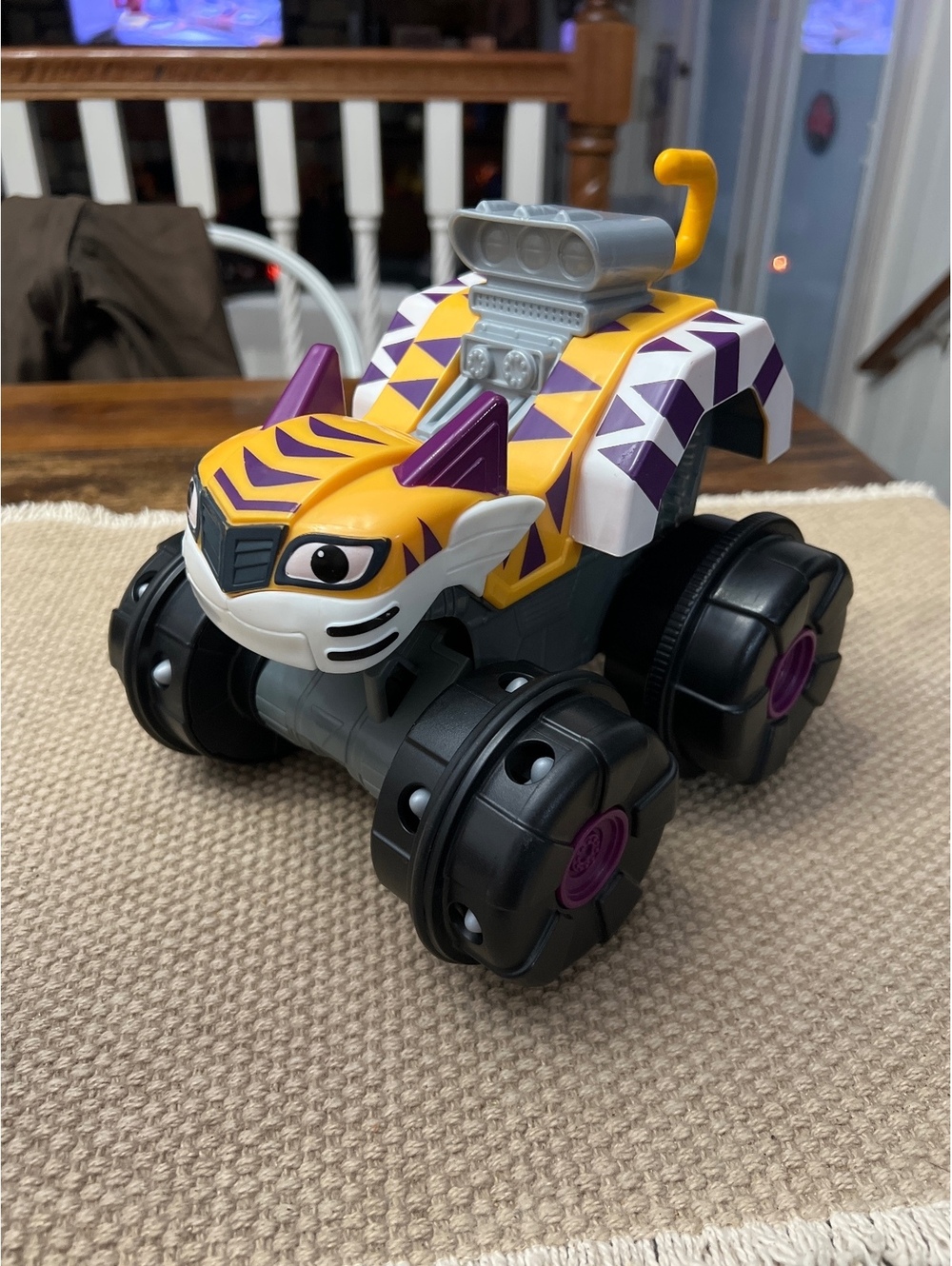 Fisher-Price Blaze and the Monster Machines Zeg Tiger Monster Truck Toy